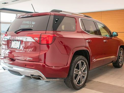Used 2017 GMC Acadia Denali w/ Technology Package AWD/4WD image 6