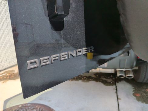 Used 2024 Land Rover Defender 110 Carpathian Edition AWD/4WD image 41