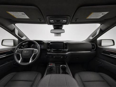 Used 2025 Chevrolet Silverado 1500 LT Trail Boss w/ LT Trail Boss Premium Package AWD/4WD image 13