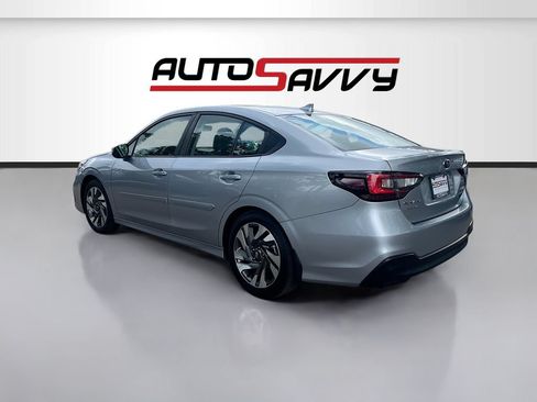 Used 2025 Subaru Legacy Limited AWD/4WD image 5