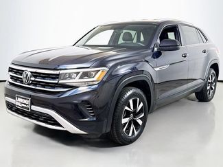 Used 2022 Volkswagen Atlas Cross Sport SE FWD video 1