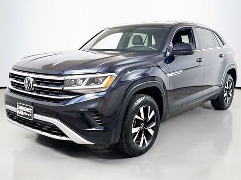 Used 2022 Volkswagen Atlas Cross Sport SE FWD image 1