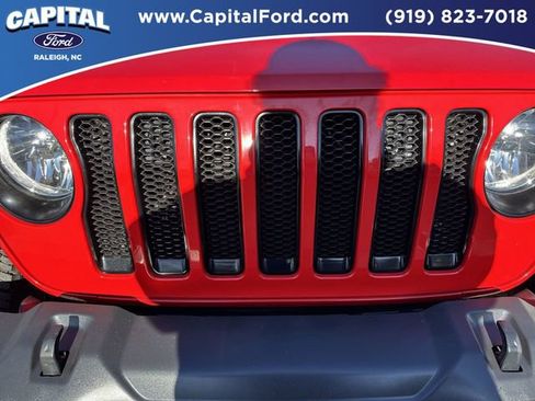 Used 2021 Jeep Wrangler Unlimited Sahara image 10