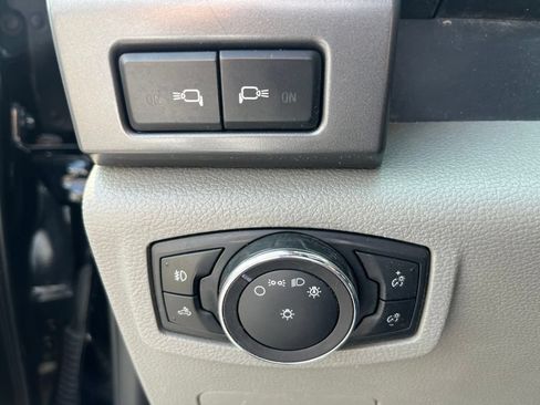 Used 2018 Ford F450 XLT AWD/4WD image 17
