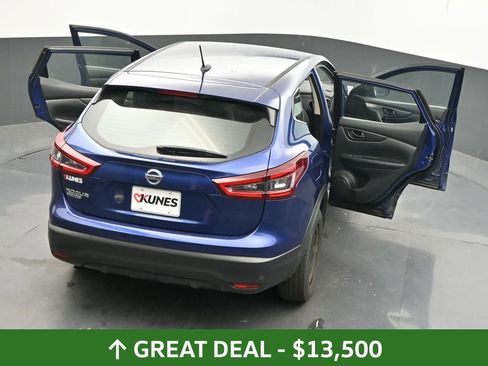 Used 2020 Nissan Rogue Sport S image 65