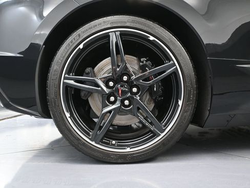 Used 2023 Chevrolet Corvette Stingray Premium Cpe w/ Z51 Performance Package image 15
