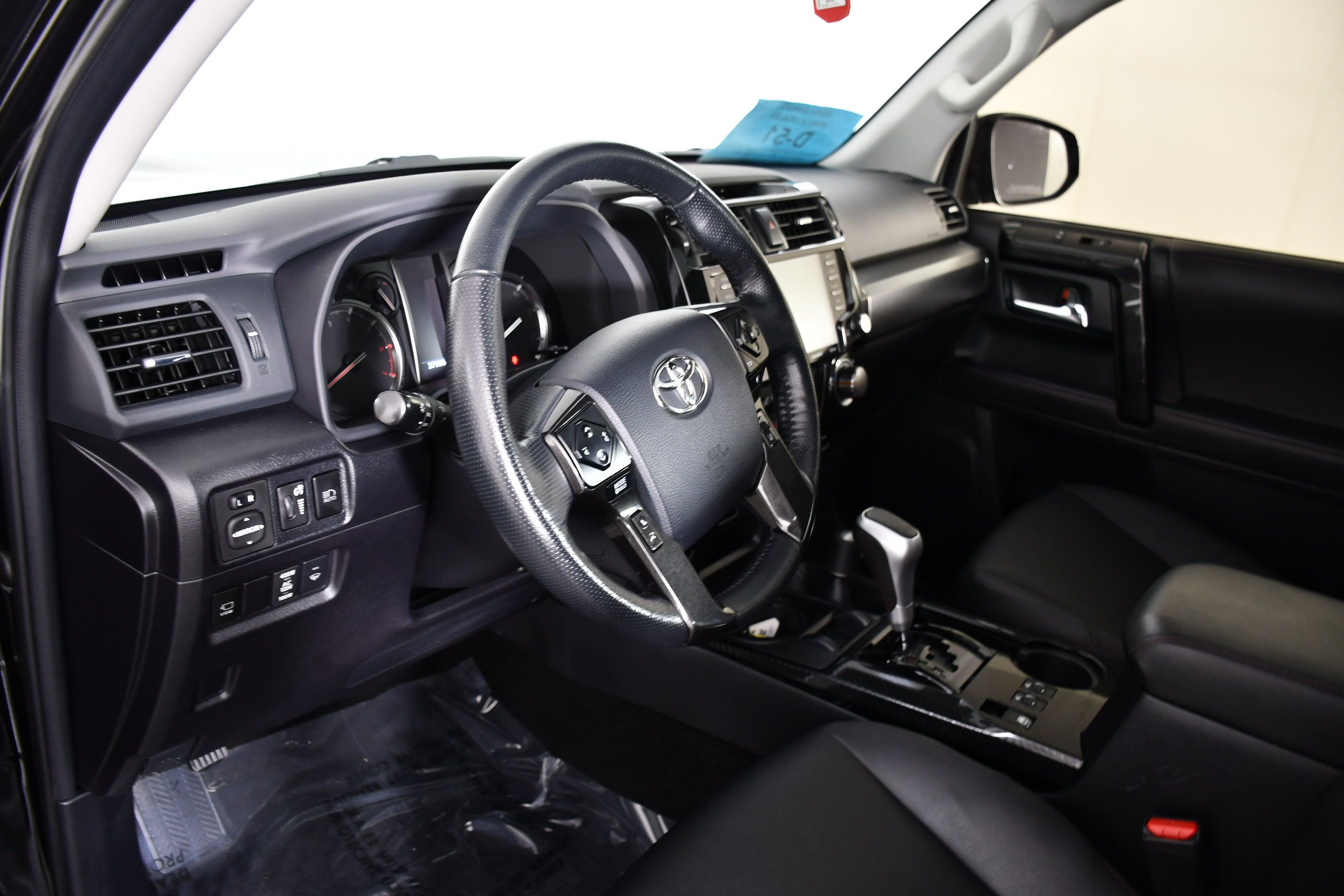 Used 2024 Toyota 4Runner TRD Off-Road Premium w/ Off Road Premium Plus Package AWD/4WD image 40