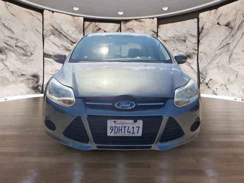 Used 2014 Ford Focus SE image 2
