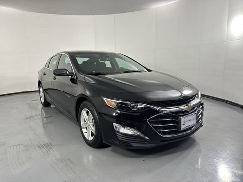Used 2023 Chevrolet Malibu LT FWD image 3