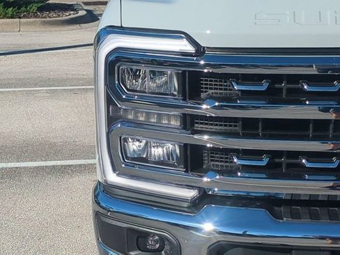 New 2026 Ford F250 Lariat w/ FX4 Off-Road Package AWD/4WD image 10