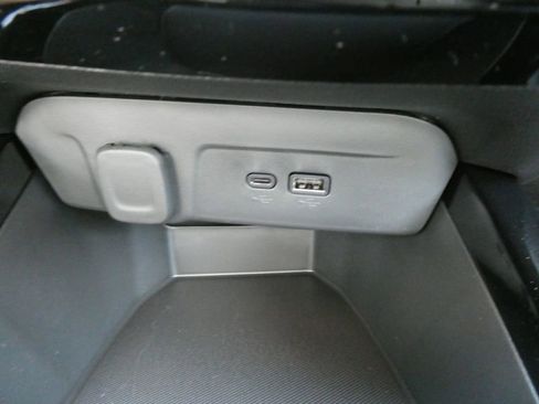 New 2026 Chevrolet Trax LT w/ LT Convenience Package FWD image 19