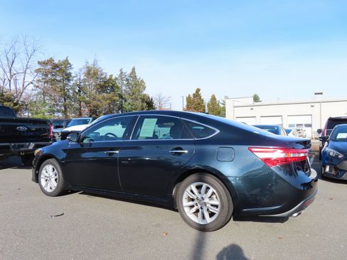 Used 2015 Toyota Avalon XLE image 5