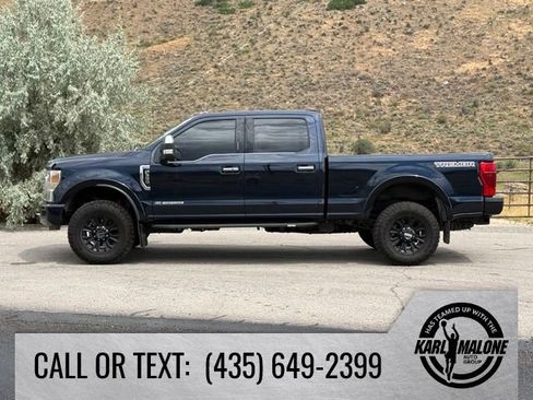 Used 2022 Ford F350 Platinum w/ Tremor Off-Road Package AWD/4WD image 2