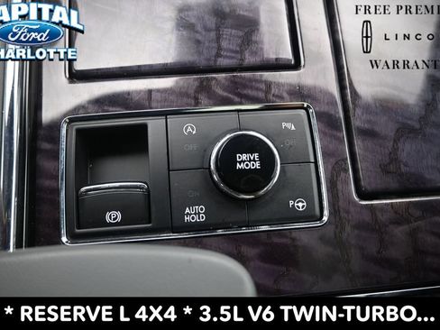 Used 2021 Lincoln Navigator L Reserve w/ Luxury Package AWD/4WD image 19
