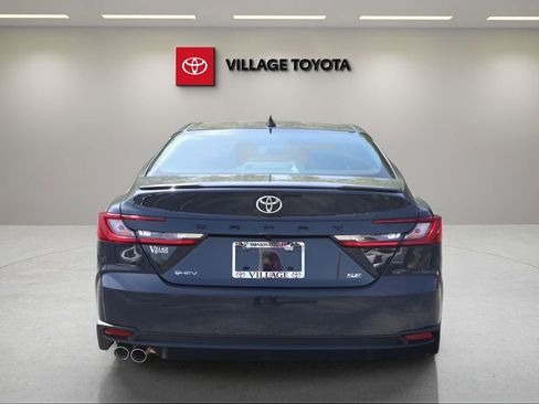 New 2026 Toyota Camry SE FWD image 4