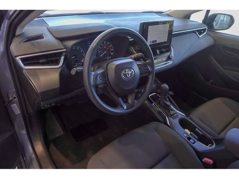 Used 2024 Toyota Corolla LE FWD image 11