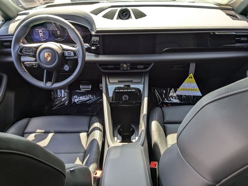 New 2025 Porsche Macan 4S Electric image 20