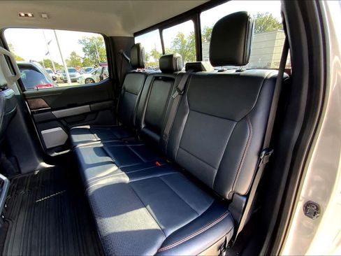 Used 2021 Ford F150 Lariat image 17