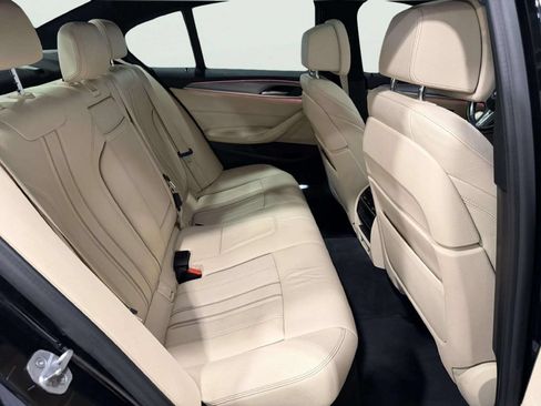 Used 2019 BMW 530i xDrive AWD/4WD image 21