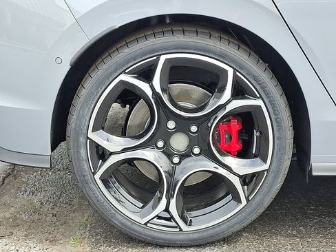 New 2025 Volkswagen GTI Autobahn image 5