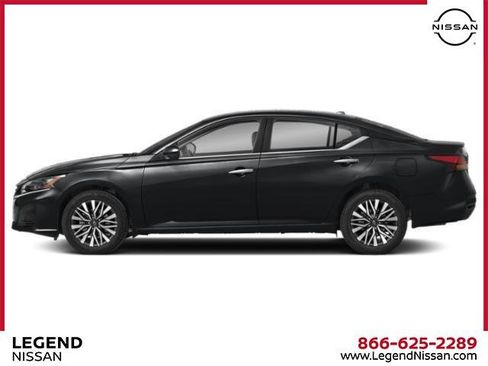 New 2025 Nissan Altima 2.5 SV w/ SV Special Edition Package image 4