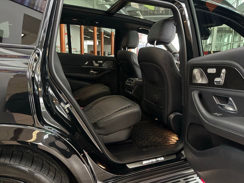 Used 2024 Mercedes-Benz GLS 63 AMG 4MATIC image 16