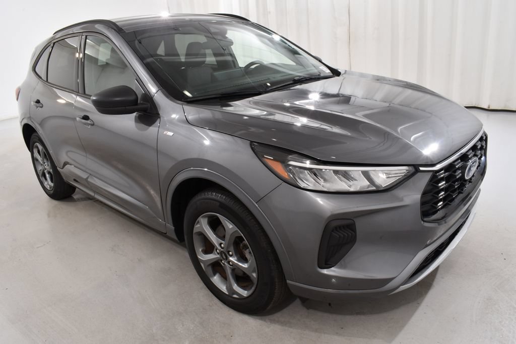 Used 2024 Ford Escape ST-Line w/ Tech Pack #1 AWD/4WD image 5