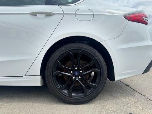 Used 2020 Ford Fusion SE w/ Equipment Group 151A FWD image 25