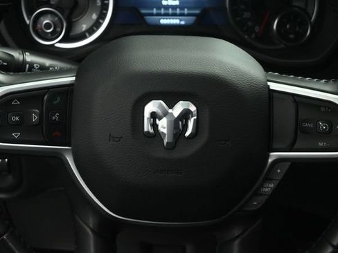 Used 2022 RAM 1500 Big Horn AWD/4WD image 37