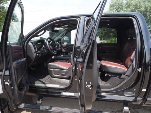 New 2025 RAM 2500 Limited image 21