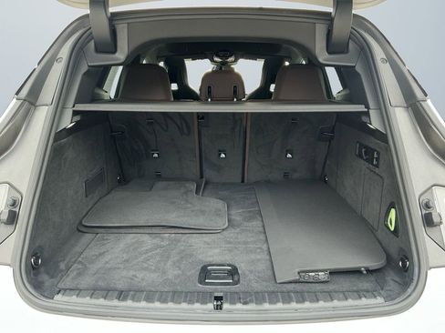 Used 2024 BMW iX xDrive50 image 17