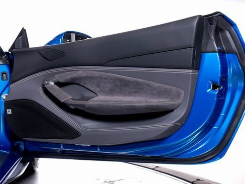 Used 2023 Ferrari F8 Tributo image 63