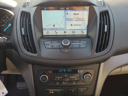 Used 2018 Ford Escape SEL image 15