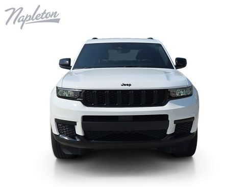 Used 2023 Jeep Grand Cherokee L Laredo AWD/4WD image 9