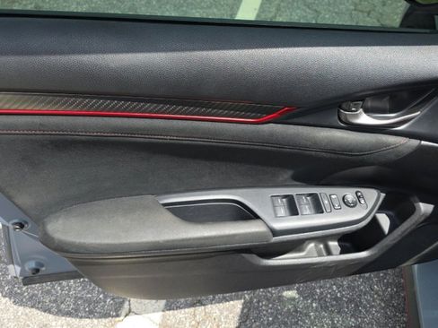 Used 2021 Honda Civic Type R image 9