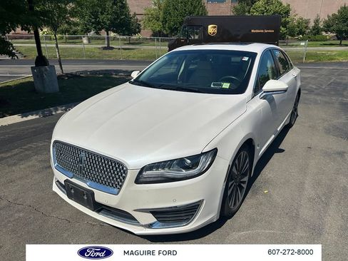 Used 2019 Lincoln MKZ Reserve AWD/4WD image 10