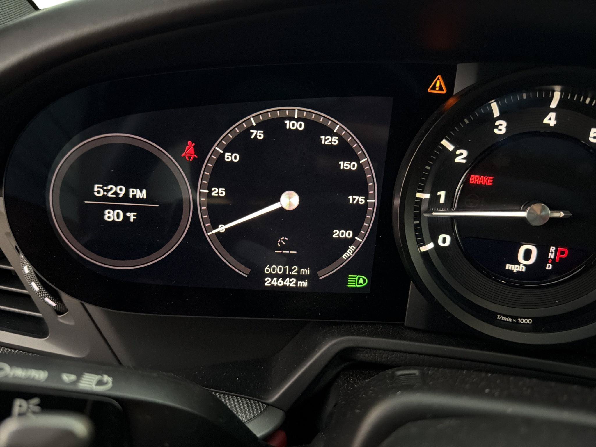 Used 2022 Porsche 911 Carrera RWD image 6