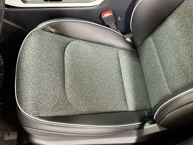 New 2025 Kia K4 GT-Line w/ GT-Line Sunroof Package FWD image 19