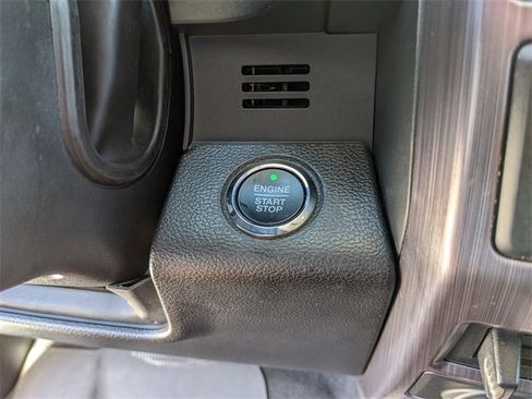 Certified 2021 Ford F450 Limited w/ FX4 Off-Road Package image 27