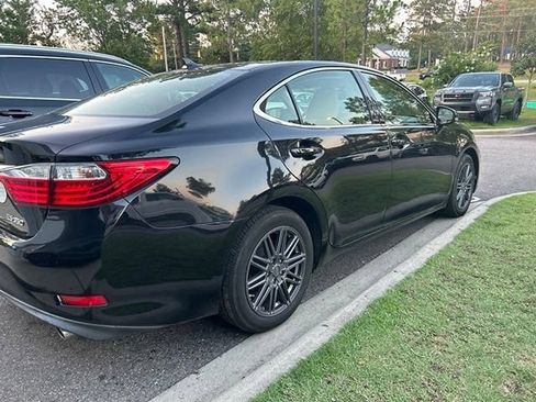 Used 2014 Lexus ES 350 w/ Premium Package FWD image 3