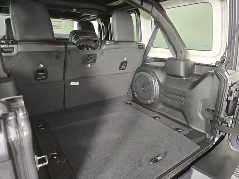 New 2025 Jeep Wrangler Unlimited Rubicon 392 image 14