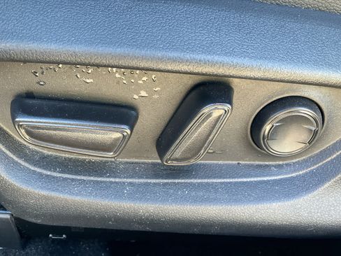 Certified 2025 Toyota Camry SE AWD/4WD image 12