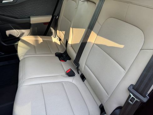 Used 2020 Ford Escape SEL image 21