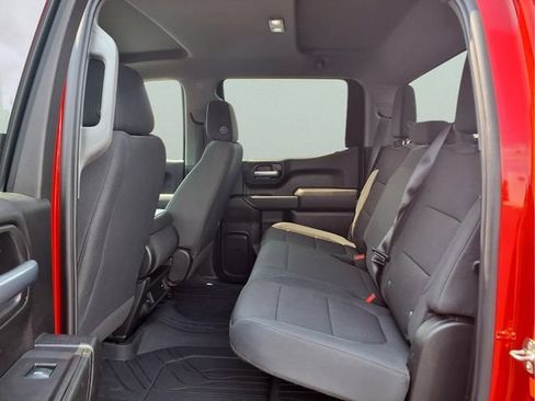Used 2020 Chevrolet Silverado 1500 Custom Trail Boss w/ Custom Convenience Package AWD/4WD image 12