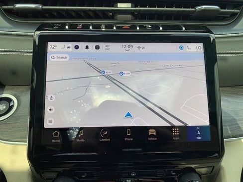 New 2024 Jeep Grand Cherokee Limited AWD/4WD image 35