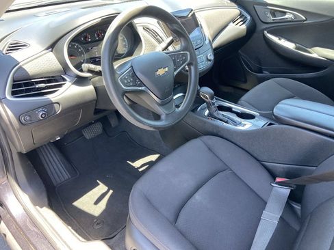 Used 2023 Chevrolet Malibu LT FWD image 6