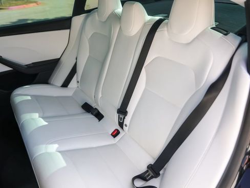 Used 2025 Tesla Model 3 RWD image 21