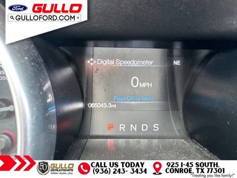 Used 2018 Ford Mustang Coupe RWD image 10