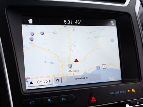 Used 2018 Ford Explorer Platinum image 31