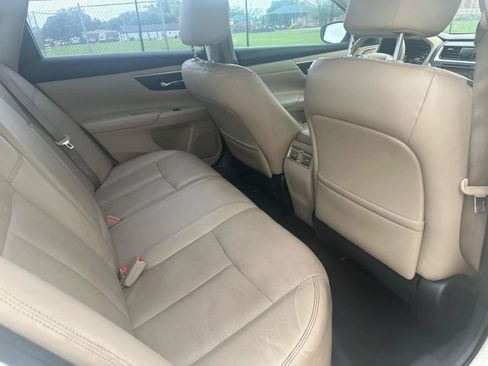 Used 2016 Nissan Altima 2.5 SL w/ 2.5 Technology w/LED Package image 39